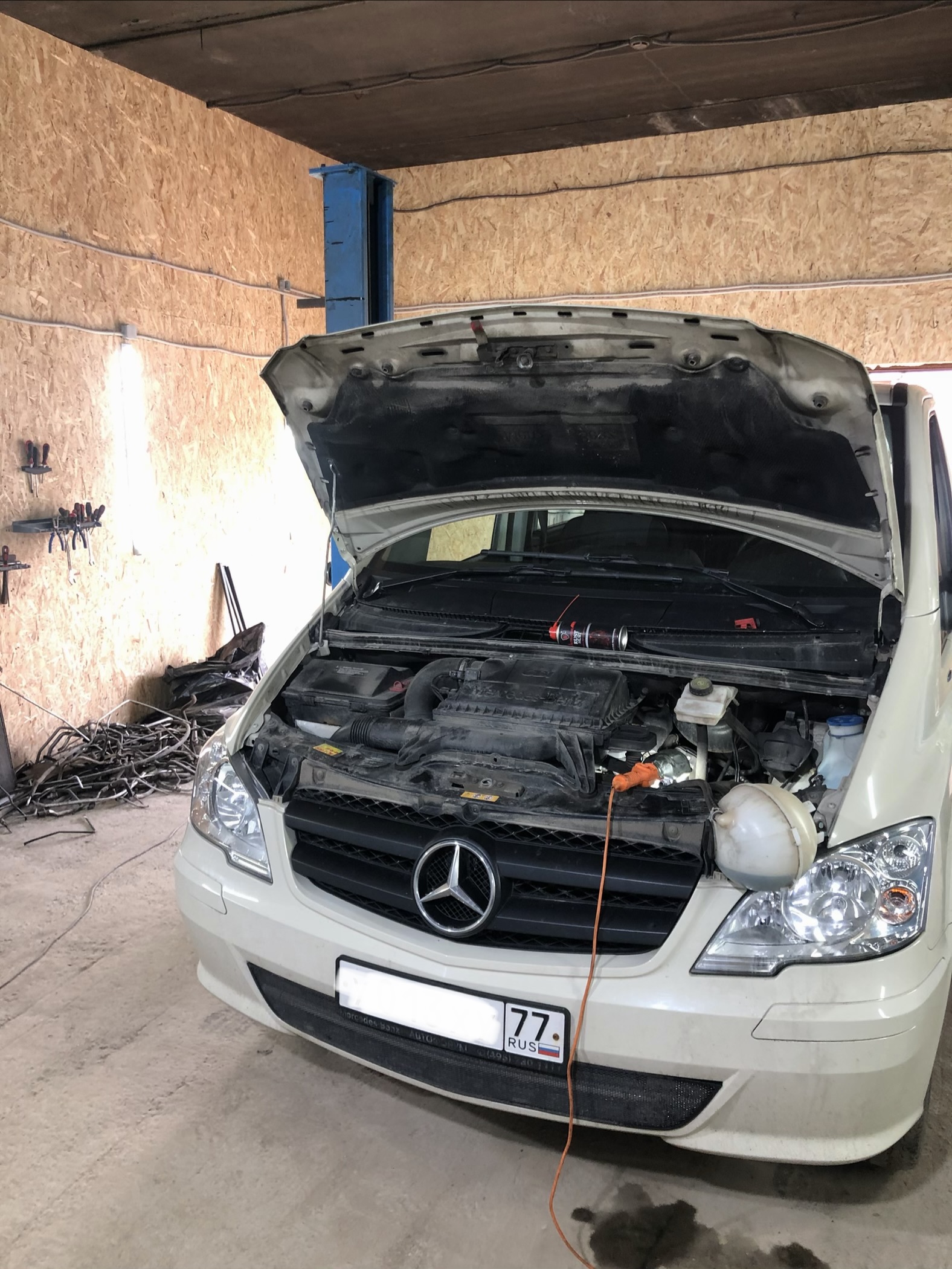 Ремонт трубки кондиционера Mercedes-Benz